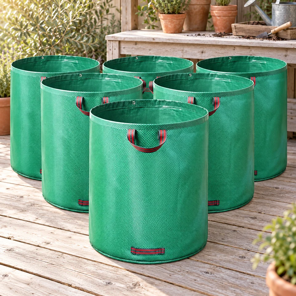 six sacs à déchets de jardin 272 litres de vounot, mise en situation au jardin